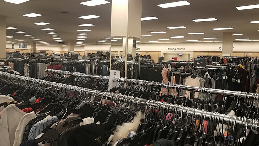 Department Store «Nordstrom Rack Middlesex Commons», reviews and photos, 43 Middlesex Turnpike #5, Burlington, MA 01803, USA