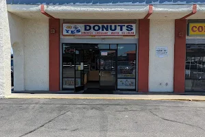 Yes Donuts image