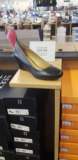 Shoe Store «DSW Designer Shoe Warehouse», reviews and photos, 1740 N Federal Hwy, Fort Lauderdale, FL 33305, USA