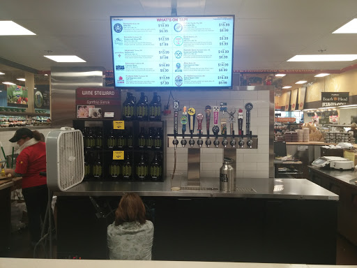 Grocery Store «Fred Meyer», reviews and photos, 3300 Portland Rd, Newberg, OR 97132, USA