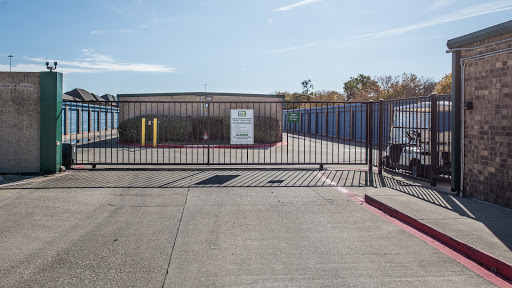 Self-Storage Facility «Metro Self Storage», reviews and photos, 2708 Bedford Rd, Bedford, TX 76021, USA