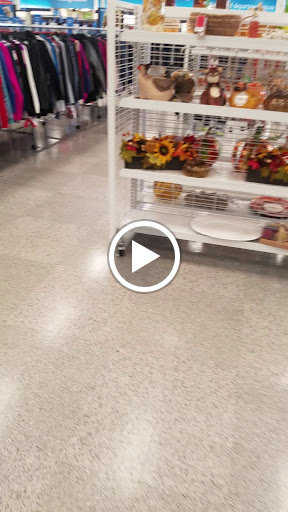 Clothing Store «Ross Dress for Less», reviews and photos, 1020 Veterans Pkwy, Clarksville, IN 47129, USA