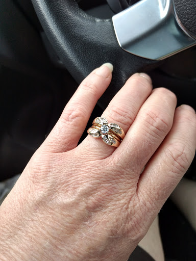 Jewelry Store «J. Mullins Jewelry and Gifts», reviews and photos, 352 W Northfield Blvd, Murfreesboro, TN 37129, USA