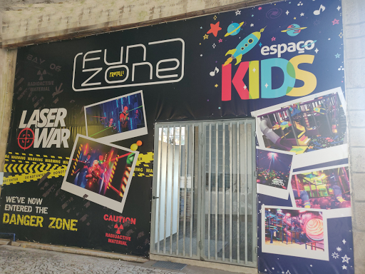 Fratelli Fun Zone - Laser War - Espaço Kids