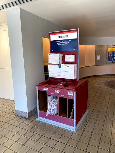 Post Office «United States Postal Service», reviews and photos, 2000 Starling Dr, Henrico, VA 23229, USA