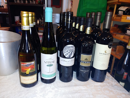 Wine Store «Oak Creek Wine & Spirits», reviews and photos, 28266 Lewes Georgetown Hwy, Milton, DE 19968, USA