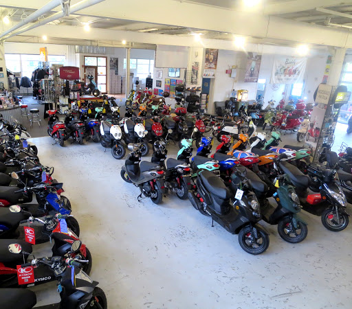 Motor Scooter Dealer «Scooterworks Chicago», reviews and photos, 5410 N Damen Ave, Chicago, IL 60625, USA