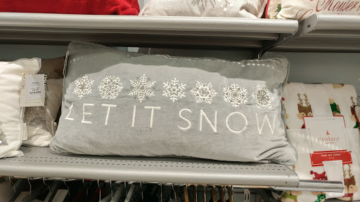 Shopping Mall «Townline Square Shopping Center», reviews and photos, 533 S Broad St, Meriden, CT 06450, USA