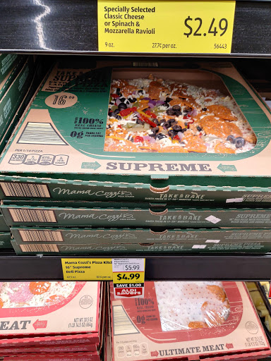 Supermarket «ALDI», reviews and photos, 761 E Dundee Rd, Palatine, IL 60074, USA