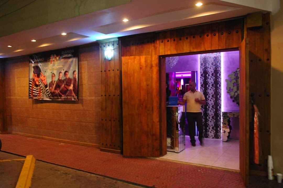 RUMBA DELUXE BAR AND LOUNGE SANTO DOMINGO