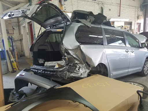 Auto Body Shop «Kings County Auto Body», reviews and photos, 168 Walworth St, Brooklyn, NY 11205, USA