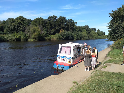 Two Hoots Ice Cream Boat