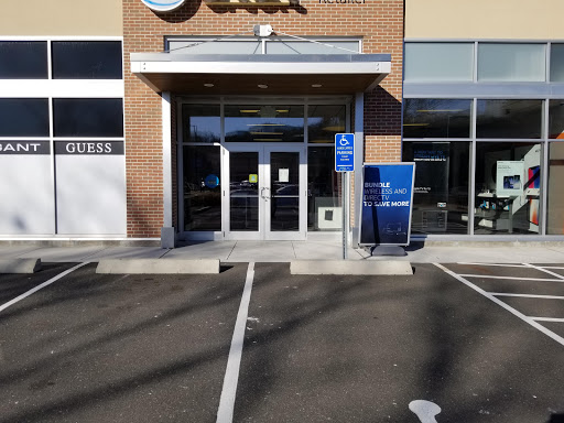 Cell Phone Store «AT&T Authorized Retailer», reviews and photos, 4 Backus Ave, Danbury, CT 06810, USA