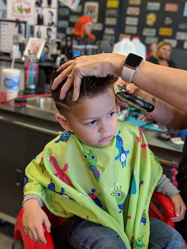 Barber Shop «Renegade Barber Shop», reviews and photos, 75 Eglin Pkwy NE, Fort Walton Beach, FL 32548, USA