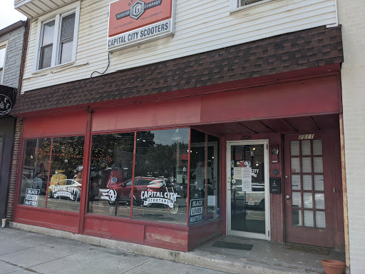 Motorcycle Dealer «Capital City Scooters», reviews and photos, 2509 Summit St, Columbus, OH 43202, USA