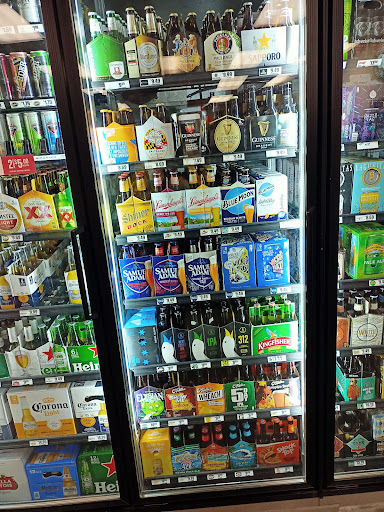 Liquor Store «Discount Liquors», reviews and photos, 653 Big Bend Rd, Ballwin, MO 63021, USA