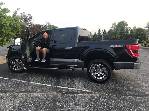 Car Dealer «Bill Estes Ford», reviews and photos, 450 N Northfield Dr, Brownsburg, IN 46112, USA