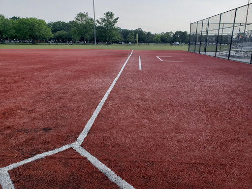 Sports Activity Location «Eisenhower Park: Softball Fields», reviews and photos, 1899 Hempstead Turnpike, East Meadow, NY 11554, East Meadow, NY 11554, USA