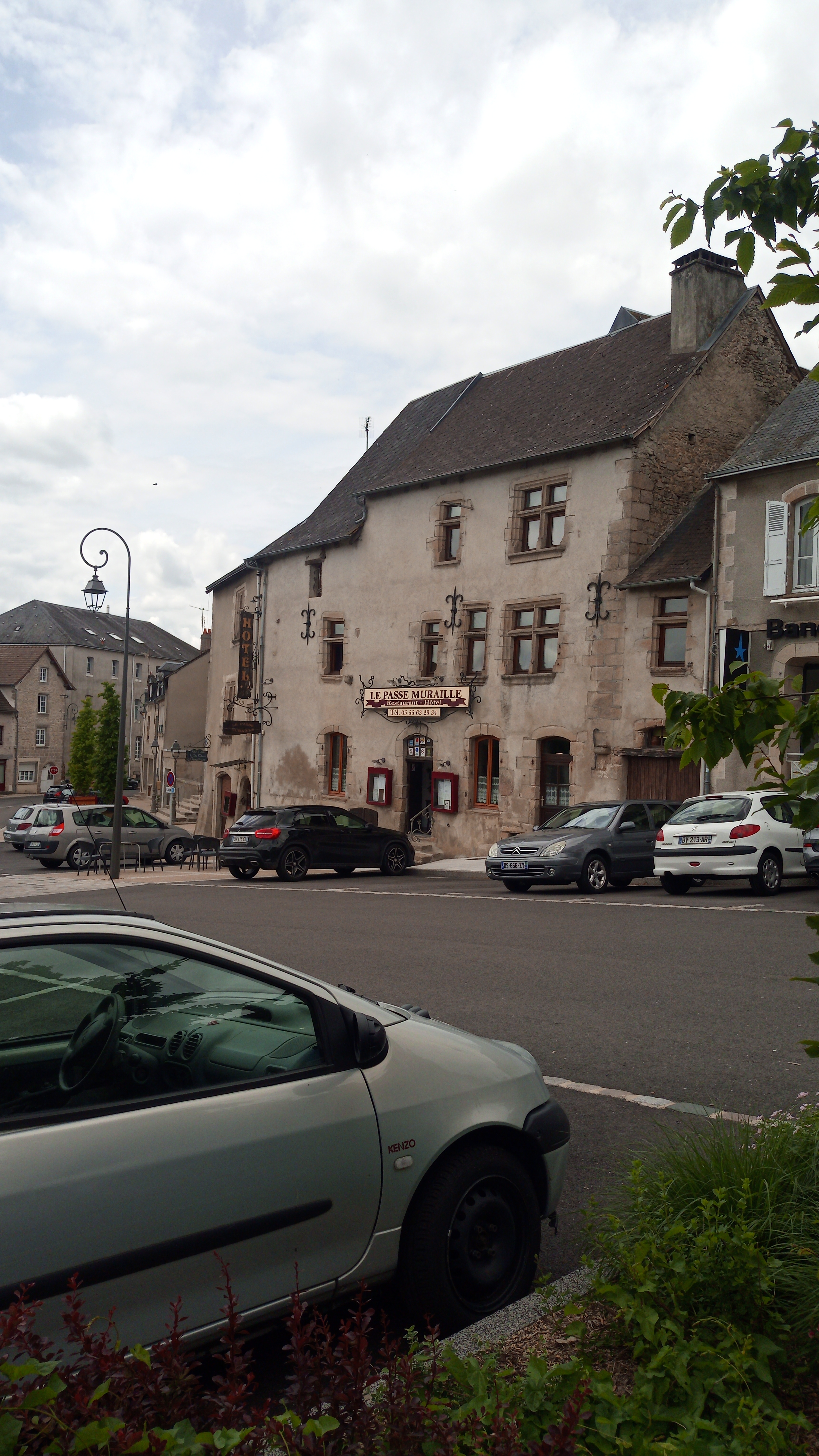 Photo n° 2 de l'avis de Luis.a fait le 09/06/2019 à 15:31
