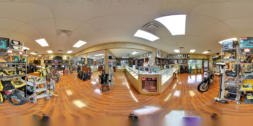 Pawn Shop «Pine Ridge Pawn & Jewelry», reviews and photos, 2033 Pine Ridge Rd #4, Naples, FL 34109, USA