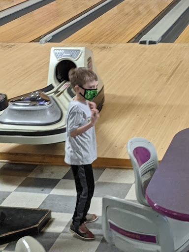 Bowling Alley «Collier Lanes», reviews and photos, 879 S Lapeer Rd, Oxford, MI 48371, USA