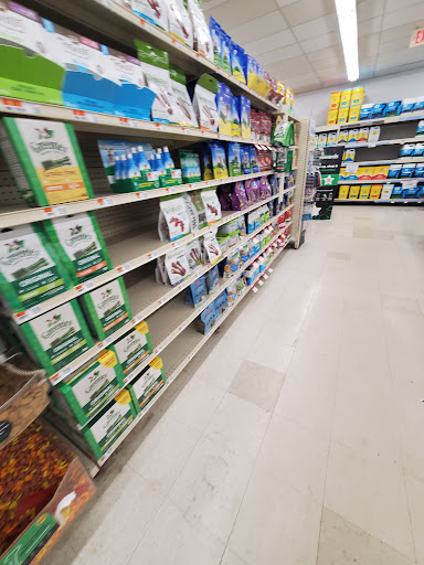 Pet Supply Store «Pet Supplies Plus», reviews and photos, 471 Boston Post Rd, Orange, CT 06477, USA