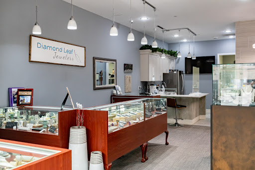 Jewelry Store «Diamond Leaf Jewelers», reviews and photos, 920 E 2nd Ave #117, Coralville, IA 52241, USA
