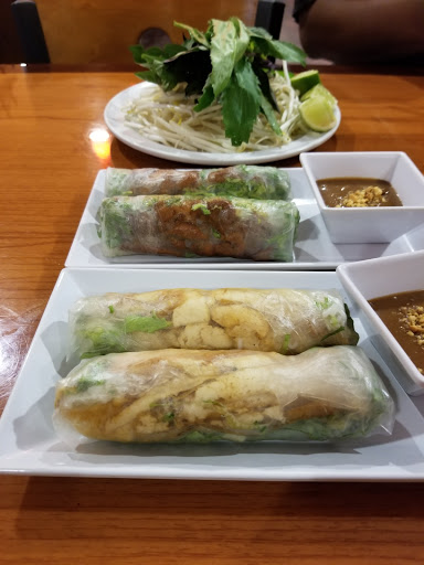 Shopping Mall «Plantation Point Shopping Center», reviews and photos, 6461 Plantation Center Dr, Raleigh, NC 27616, USA