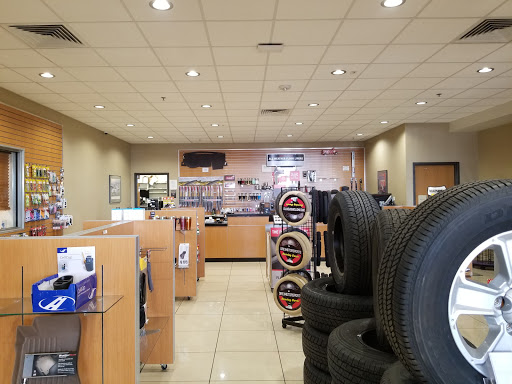 Toyota Dealer «Larry H. Miller Toyota Peoria», reviews and photos, 8633 W Bell Rd, Peoria, AZ 85382, USA