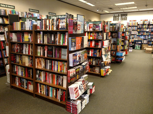 Book Store «Barnes & Noble», reviews and photos, 1424 Union Tpke, New Hyde Park, NY 11040, USA