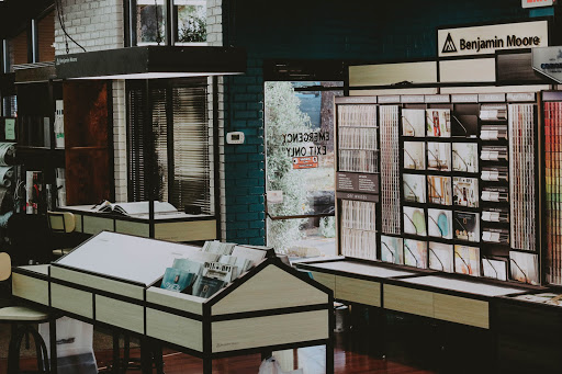 Paint Store «Hikes Point Paint & Wallpaper», reviews and photos, 4117 Browns Ln, Louisville, KY 40220, USA