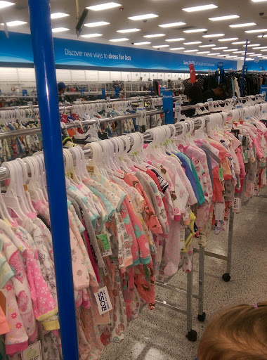 Clothing Store «Ross Dress for Less», reviews and photos, 902 Sepulveda Blvd, Harbor City, CA 90710, USA