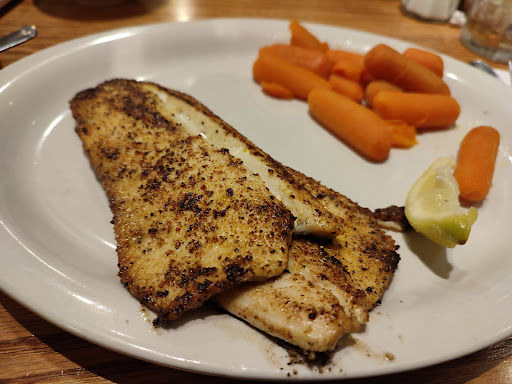 American Restaurant «Cracker Barrel Old Country Store», reviews and photos, 103 Paradise St, Manchester, TN 37355, USA