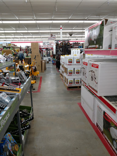 Home Improvement Store «Tractor Supply Co.», reviews and photos, 9630 Ida St, Omaha, NE 68122, USA