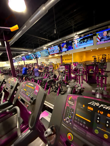 Gym «Planet Fitness», reviews and photos, 555 John F Kennedy Rd, Dubuque, IA 52002, USA