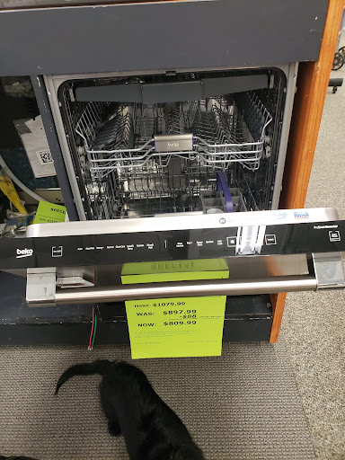 Appliance Store «Albert Lee Appliance - Tukwila», reviews and photos, 404 Strander Blvd, Tukwila, WA 98188, USA