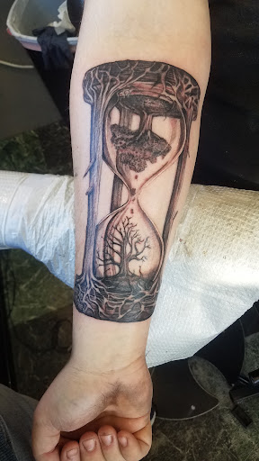 Explore tattoo ideas guns, creative tattoo ideas in Caldwell, available at Craigs Tattoo Co