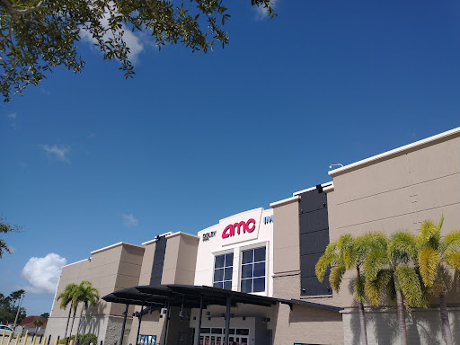 Movie Theater «AMC Woodlands Square 20», reviews and photos, 3128 Tampa Rd, Oldsmar, FL 34677, USA