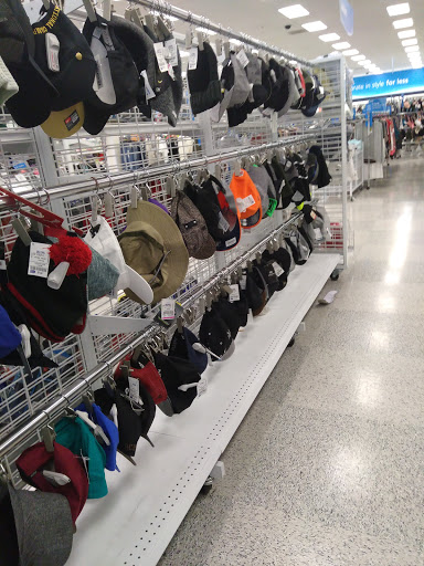 Clothing Store «Ross Dress for Less», reviews and photos, 3129 Market Center Drive, Morrisville, NC 27560, USA