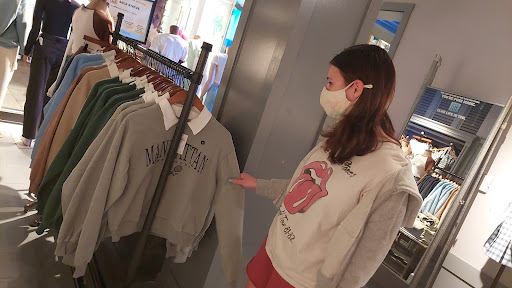 Clothing Store «Hollister Co.», reviews and photos, 4200 Conroy Rd #122, Orlando, FL 32839, USA