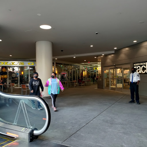 Shopping Mall «FIGat7th», reviews and photos, 735 S Figueroa St, Los Angeles, CA 90017, USA