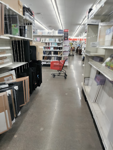 Dollar Store «Dollar Tree», reviews and photos, 2401 Fairview Ave N, Roseville, MN 55113, USA