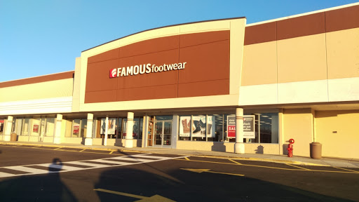 Famous Footwear, 1240-A S Broad St, Wallingford, CT 06492, USA, 