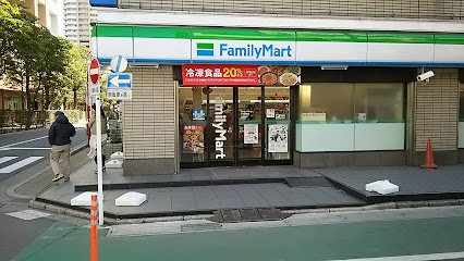 ファミリーマート 市川駅西店