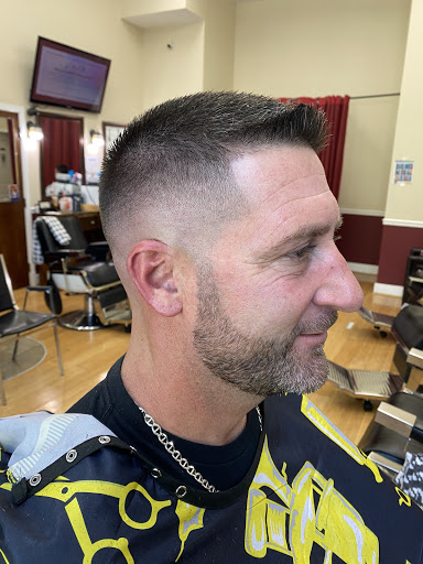 Barber Shop «TL Barbershop», reviews and photos, 1800 Wilson Blvd Unit 130, Arlington, VA 22201, USA