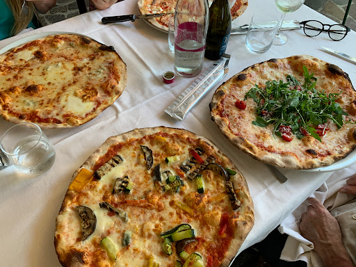 Ristorante Pizzeria da Sandro La Busa in Alzano Lombardo, Provincia di Bergamo