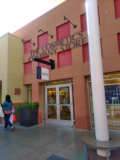 The Cosmetics Company Store, 875 S Grand Central Pkwy, Las Vegas, NV 89106, USA, 
