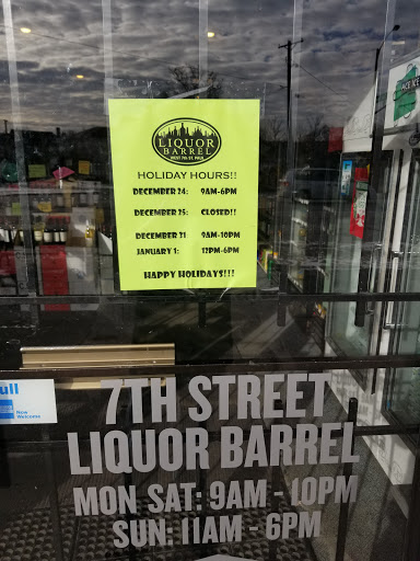 Liquor Store «Liquor Barrel 7th Street», reviews and photos, 665 7th St W, St Paul, MN 55102, USA