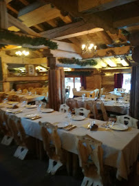 Atmosphère du Restaurant français Chalets de l'Arc à Bourg-Saint-Maurice - n°17