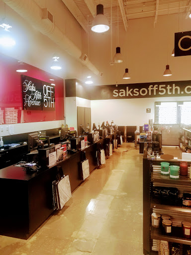 Department Store «Saks OFF 5TH», reviews and photos, 12995 Fair Lakes Shopping Center, Fairfax, VA 22033, USA